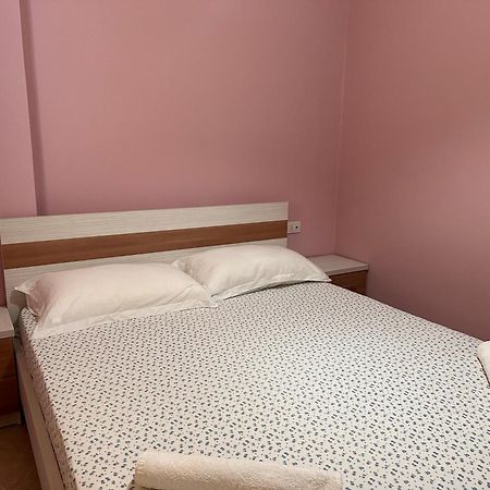 Sail Ocean View Apartments ساراندا المظهر الخارجي الصورة