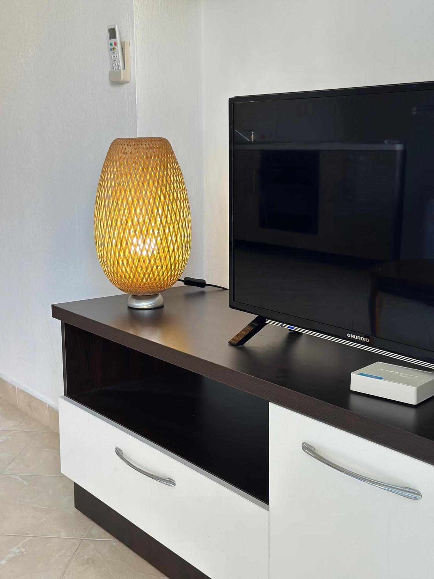 Sail Ocean View Apartments ساراندا المظهر الخارجي الصورة